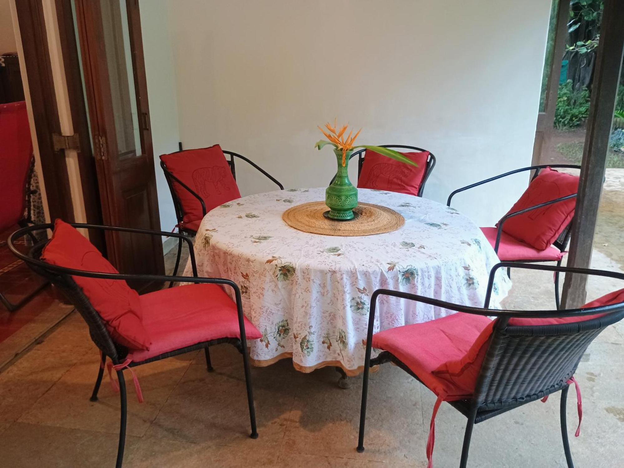 Banyan House - Luxurious 4 Bedroom Villa On One Acre, Near The Beach Nagaon  Luaran gambar
