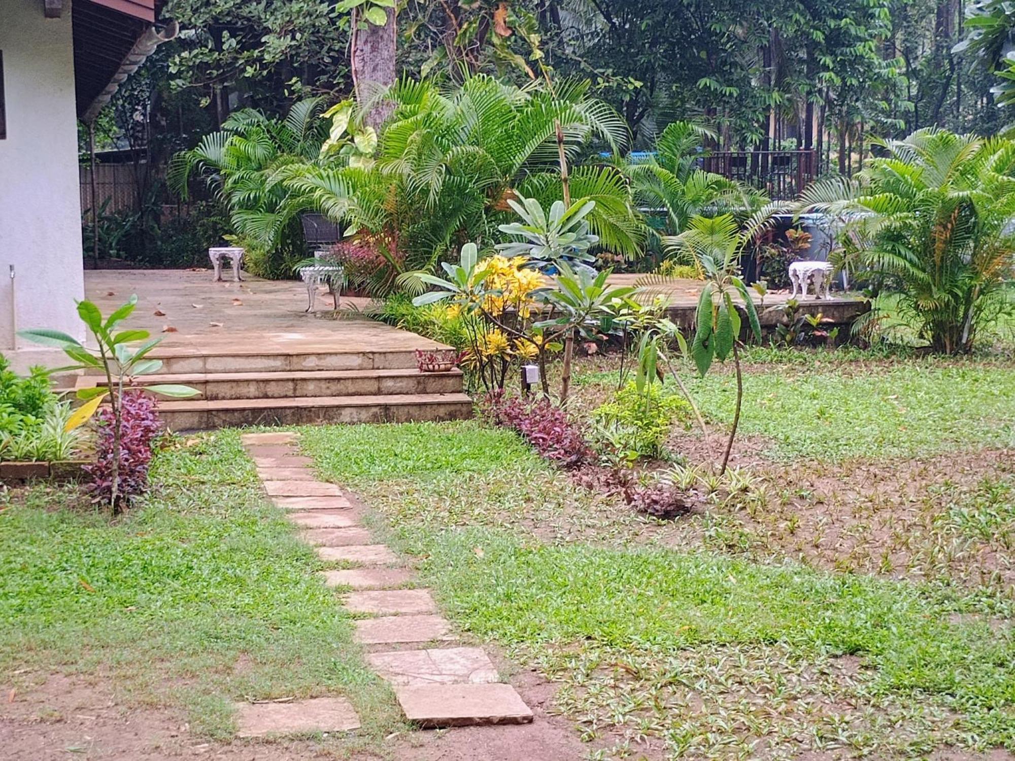 Banyan House - Luxurious 4 Bedroom Villa On One Acre, Near The Beach Nagaon  Luaran gambar
